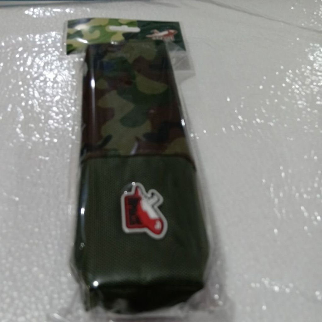 

tempat pencil restleting