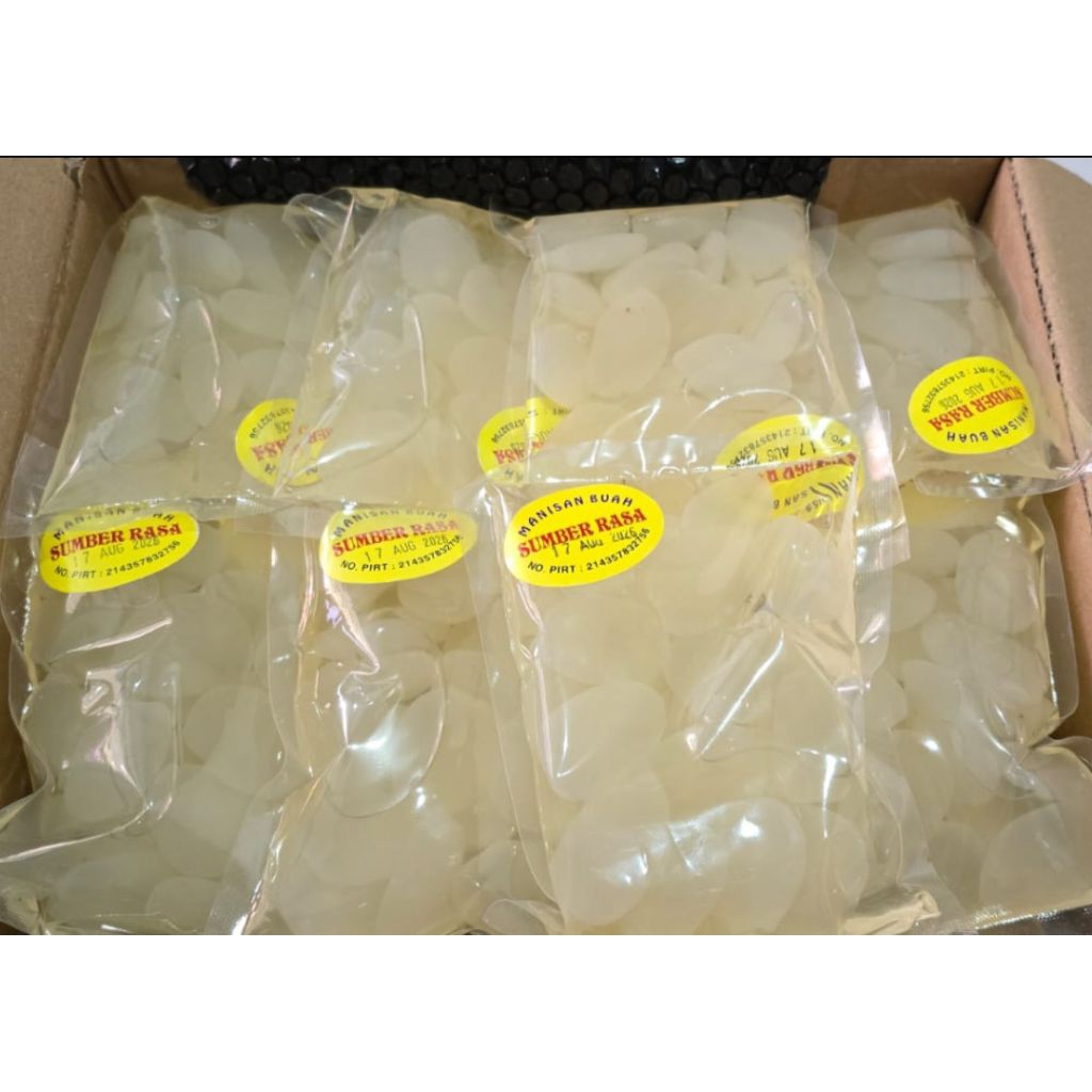 

Manisan kolang kaling, empuk , dan manis, siap makan