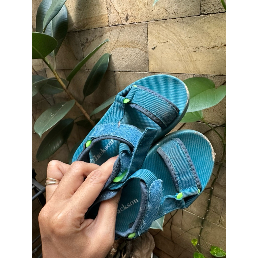 PRELOVED SANDAL JACKSON ANAK