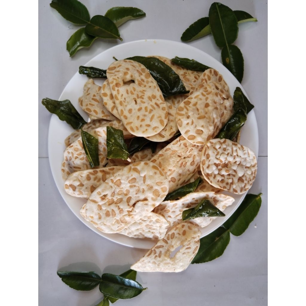 

keripik tempe sagu renyah gurih berat 500 gram