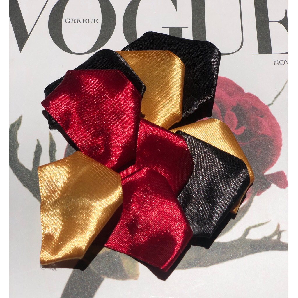 

perpcs kelopak bunga mawar pita satin ukuran 4 cm