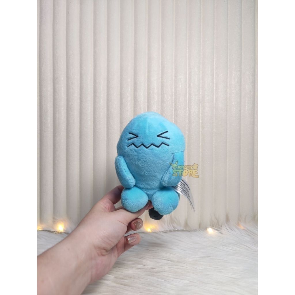 Boneka Pokemon Wobbuffet Sitting Cuties - Pokemon Center