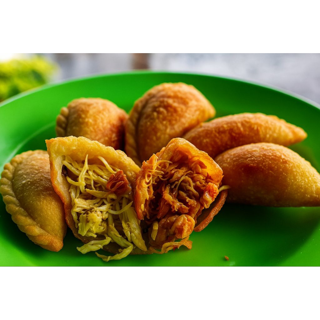 

cireng isi ayam suwir,pedas ORI,jando,usu + cili oil isi 10 pcs