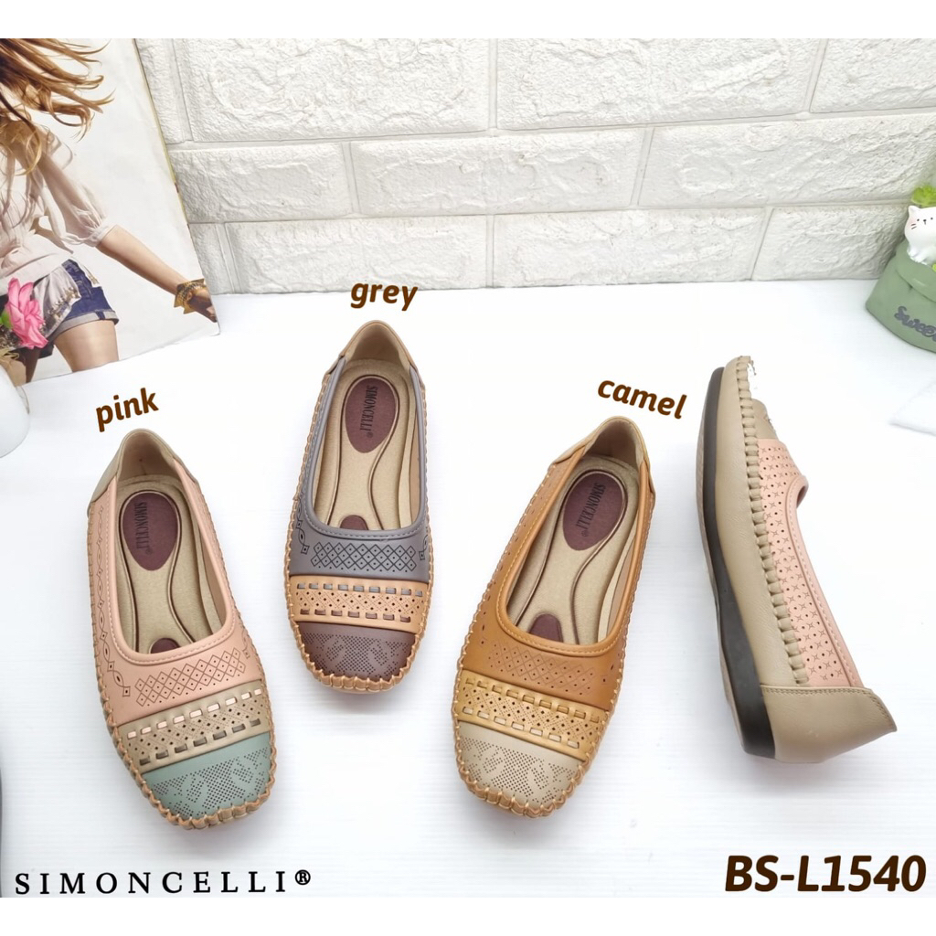 Sepatu wanita SIMONCELLI