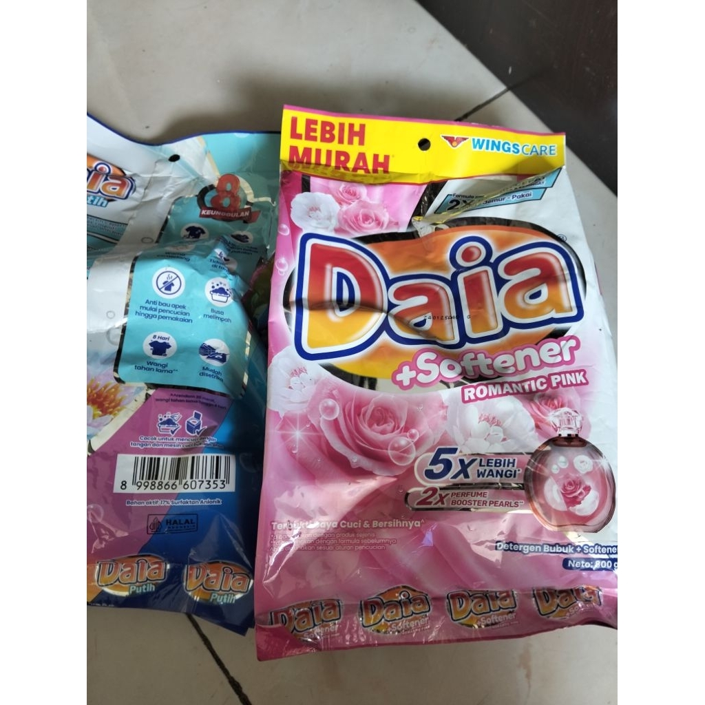DAIA DETERJEN BUBUK 800gram DETERJEN POWDER DAIA PEMBERSIH PAKAIAN