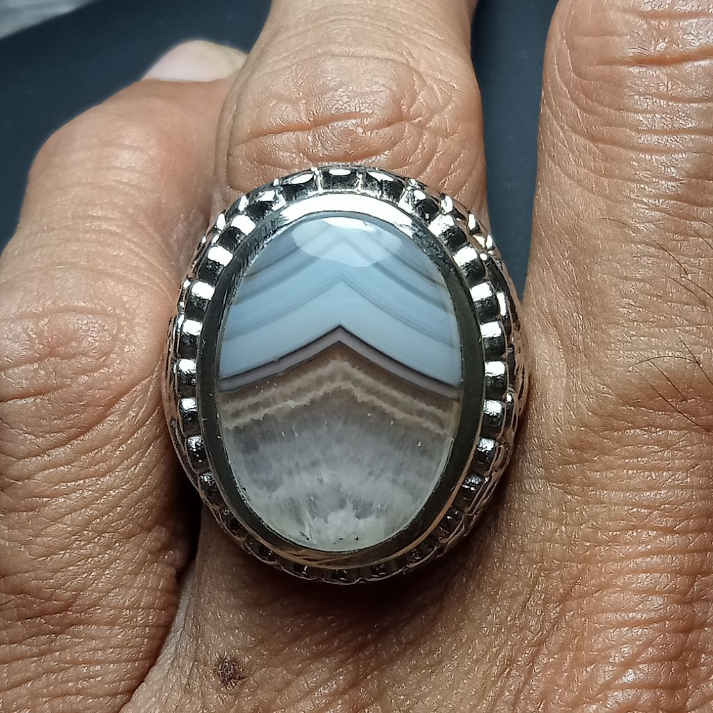 junder grey kebiruan muda putih kristal drusi unik antik simetris dan kristal KACA