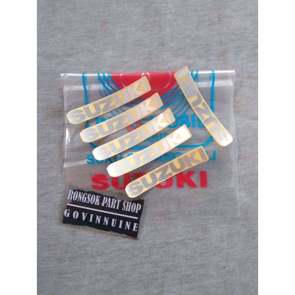 stiker sticker batok lampu depan suzuki satria r ru lumba hiu ori asli