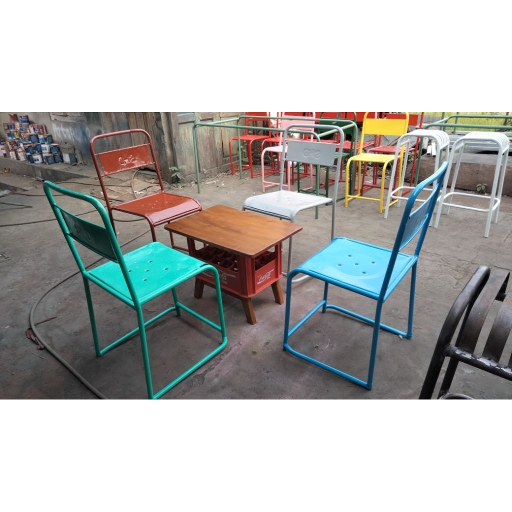 meja kursi krat Coca-Cola 1set vintage