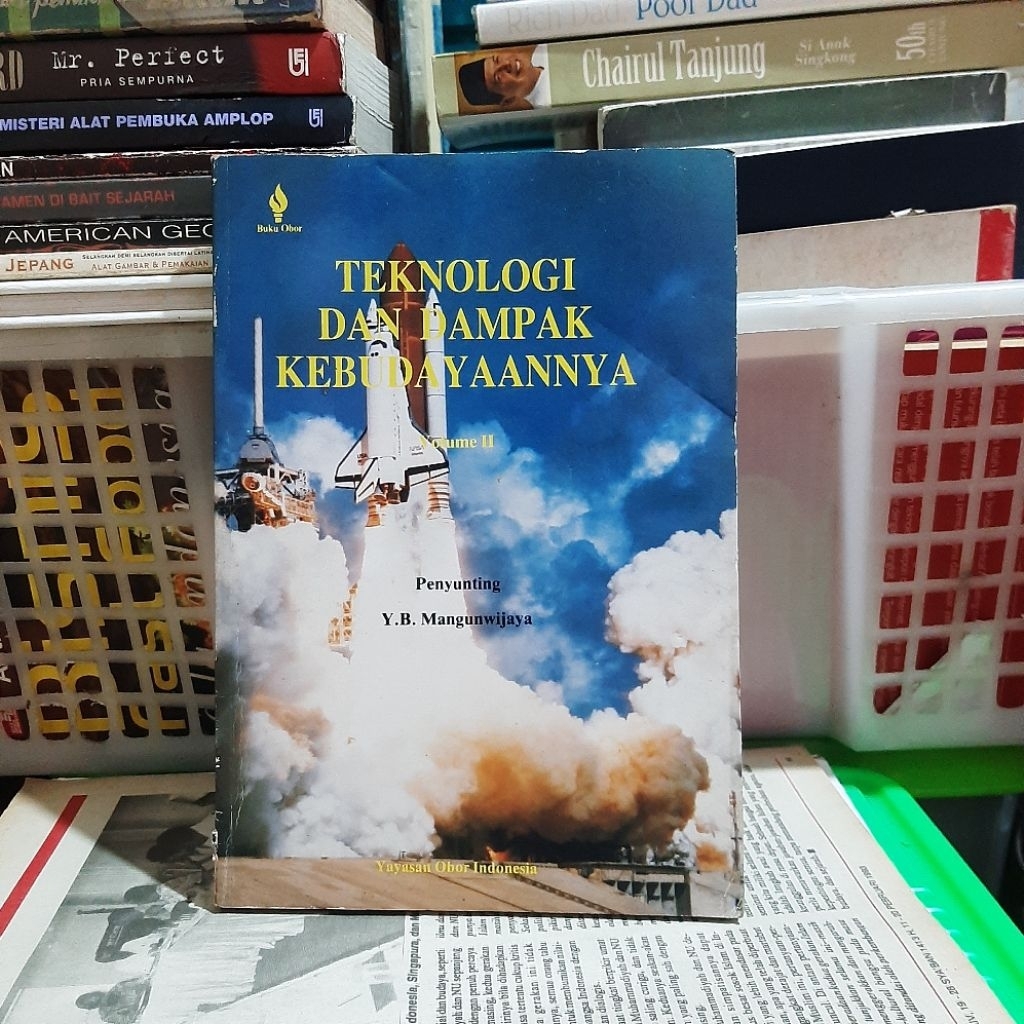 Preloved Buku Teknologi dan Dampak Kebudayaannya - Kumpulan Karangan dari Beberapa Penulis, Penyunti