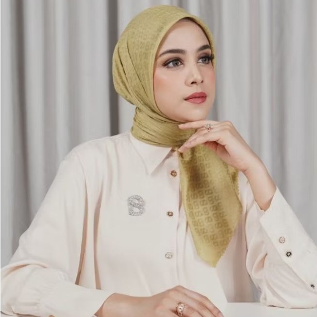 EVERYDAY TAPIS EMBOSSED KHAKI