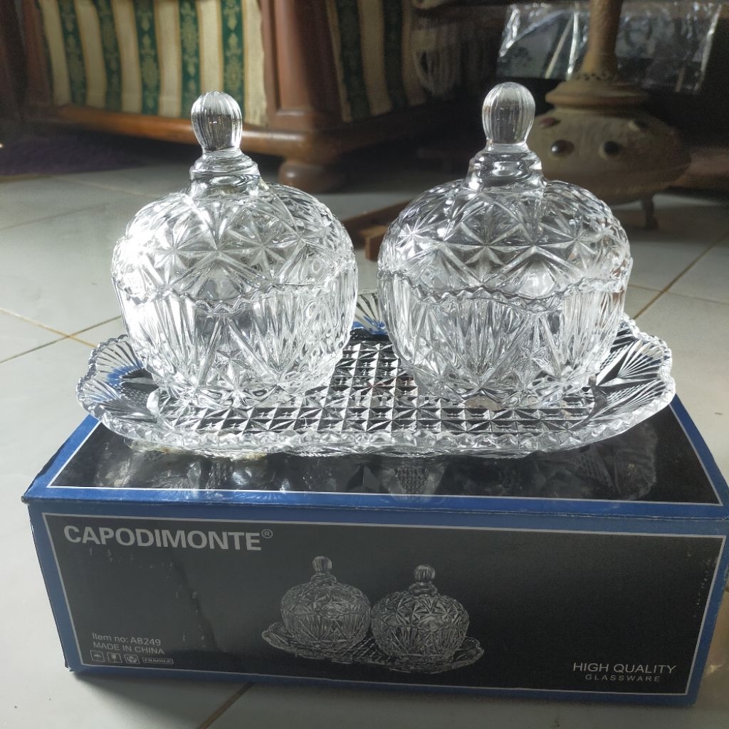 toples permen capodimonte