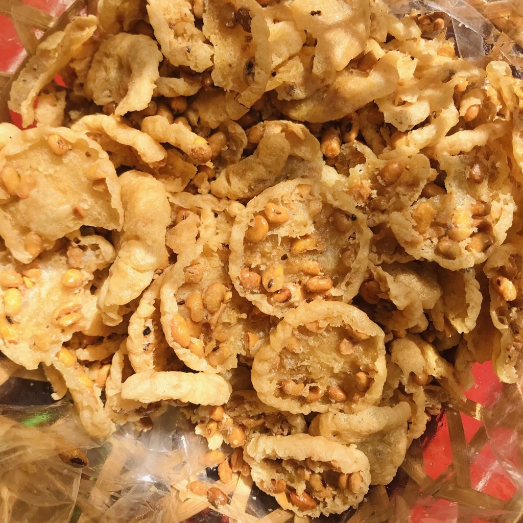 

Patahan Peyek Kacang 500gr Kacang Tanah Koro Kedelai Rempesan Remukan Puing