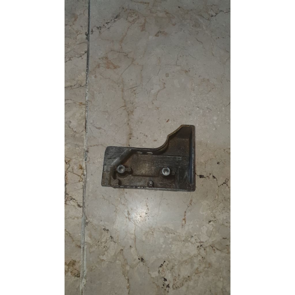 tutup cover blok satria hiu