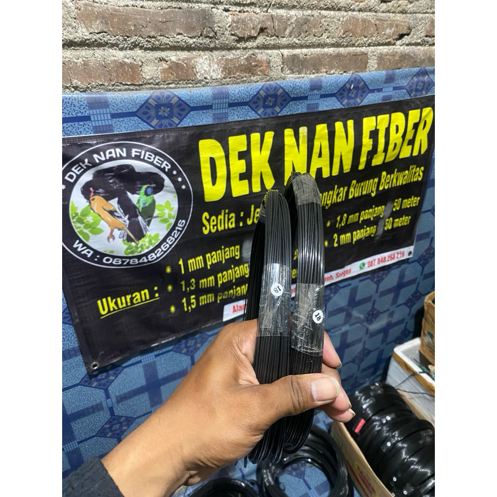 ruji fiber 1,8  mm p 50 meter hitam glosy