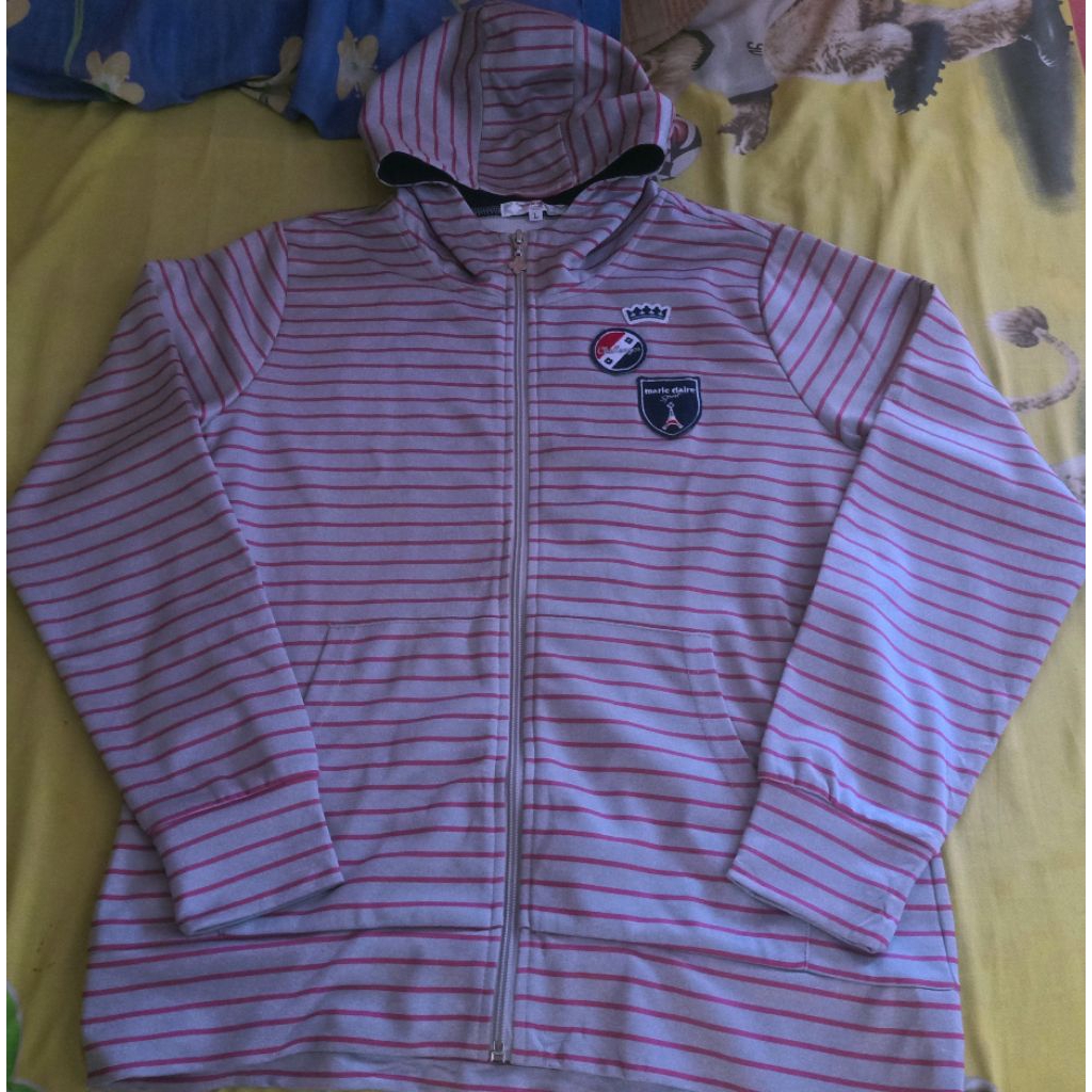 Jaket hoddie Marie Claire