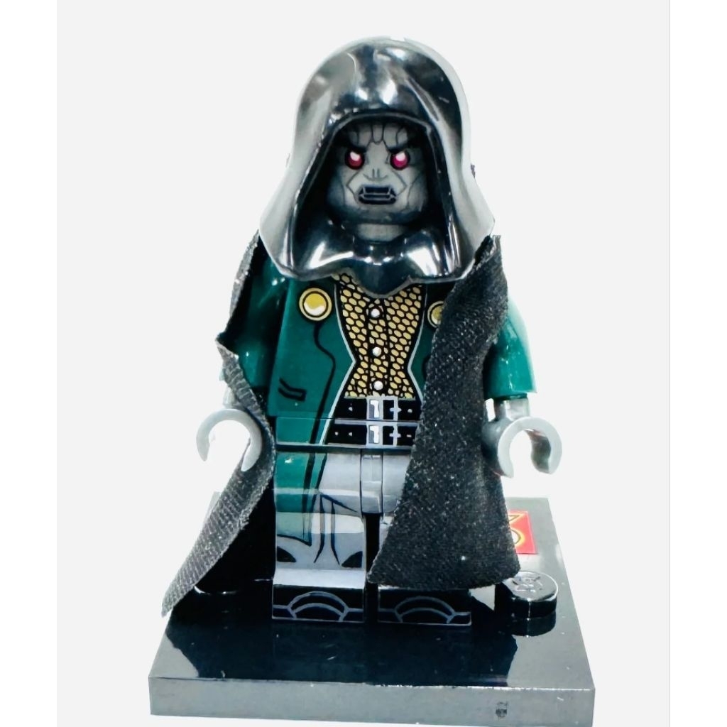 figure doctor Doom figure fantastic 4 2015 figure fantastic four the first steps figure avenger doom