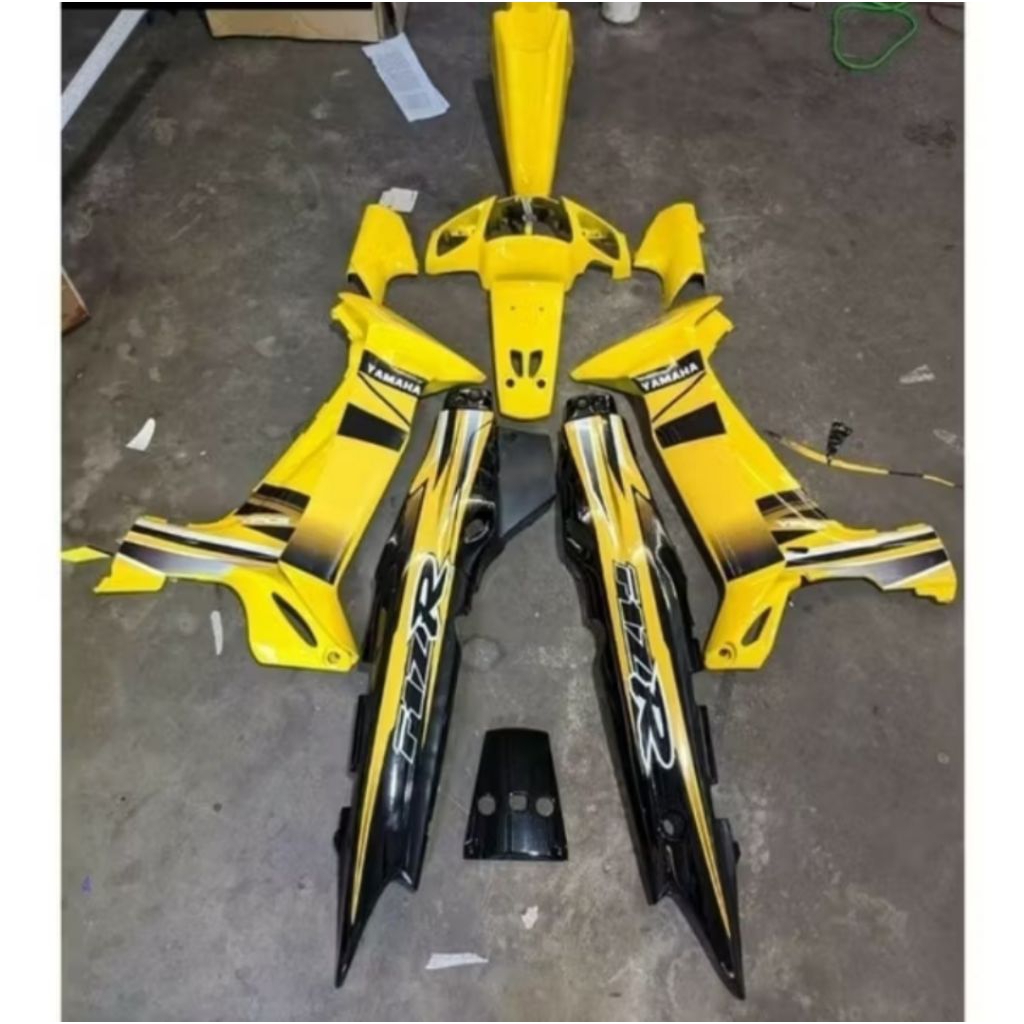 paket fullset bodi halus Fiz R hitam kuning spesial edition body set Fiz R Hitam Kuning