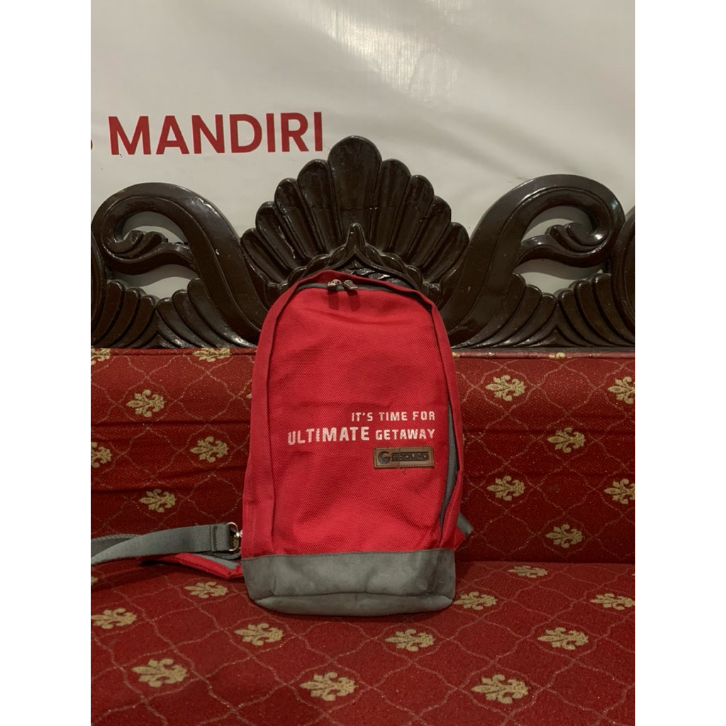 Tas Selempang GG (Warna Merah)