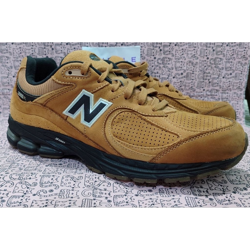 NEW BALANCE 2002R TOBACCO - 100% ORIGINAL