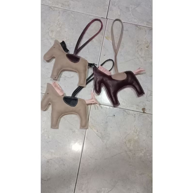 aksesoris rodeo kulit sapi//aksesoris tas kulit kuda²an