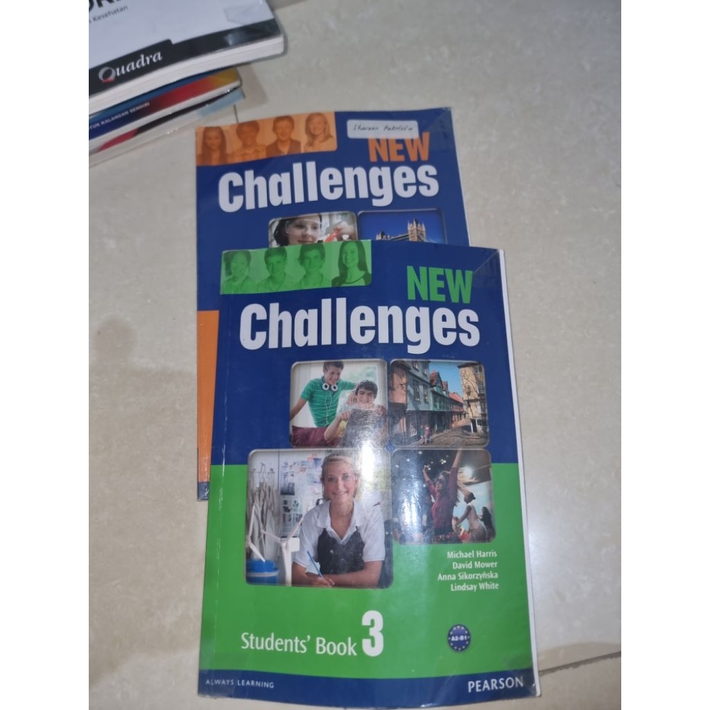Buku Bahasa Inggris SMP New Challenges (Pearson)