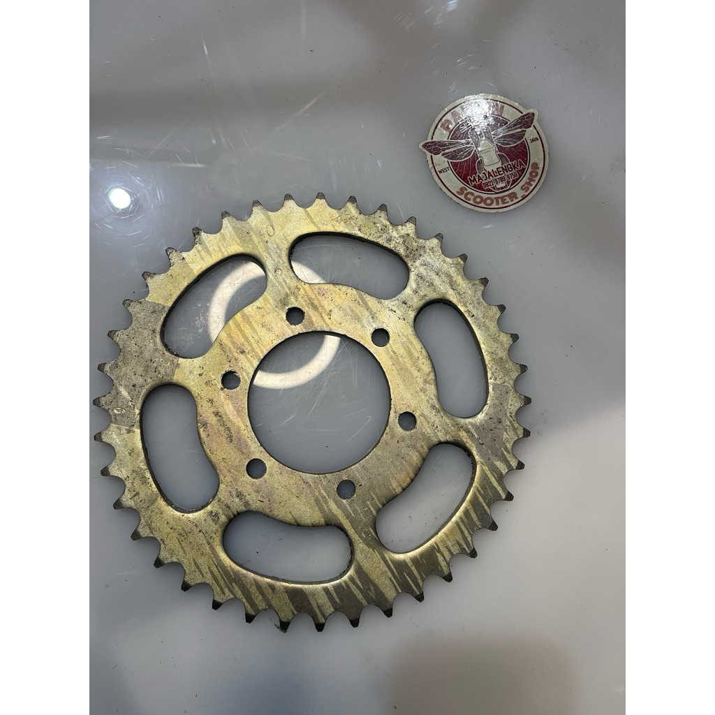 GEAR BELAKANG KAWASAKI BINTER MERCY 520 40 T new old stock