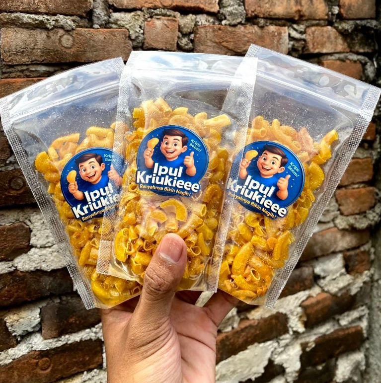 

IPUL KRIUKIEEE - MAKARONI RASA ORIGINAL DAN PEDAS DAUN JERUK 250GR / 500GR