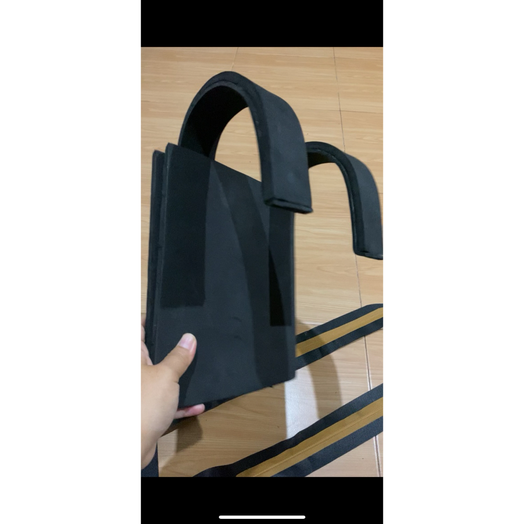 gendongan sayap maskot karnaval