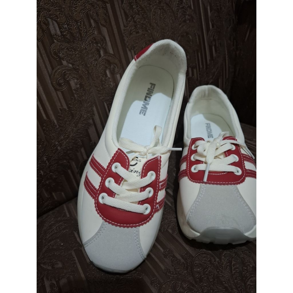 Sepatu FindMe Preloved Woman size 40