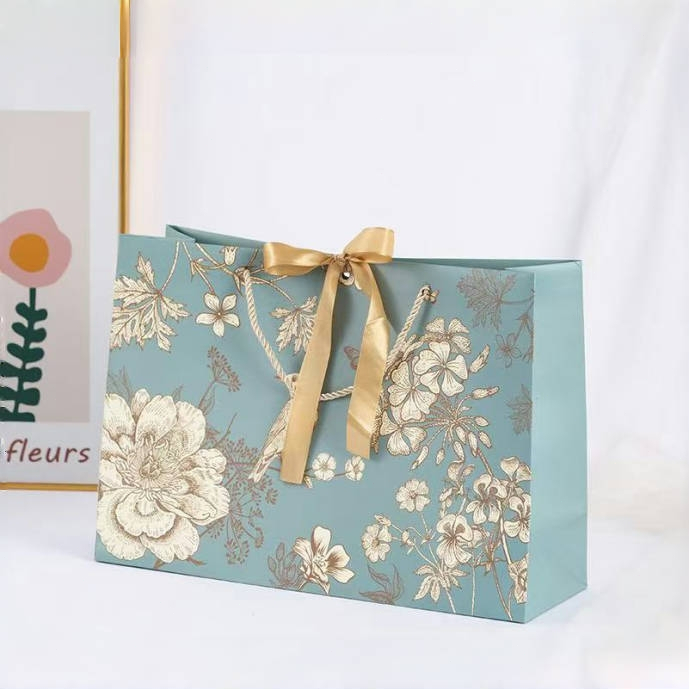 

Paper Bag Craft Biru Premium - Elegan untuk SOUVENIR Hari Raya