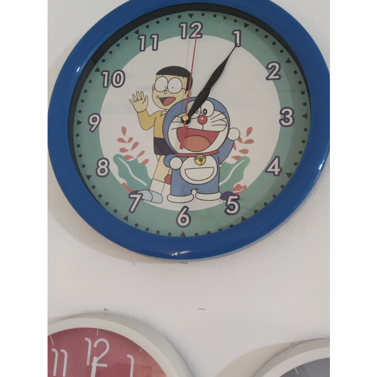 KYK JAM DINDING BESAR KARAKTER DORAEMON