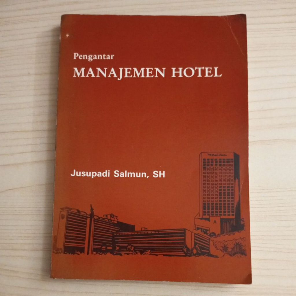 BUKU PENGANTAR MANAJEMEN HOTEL OLEH JUSUPADI SALMUN SH