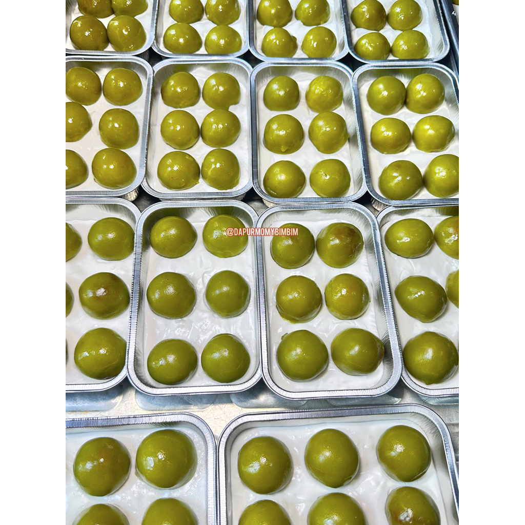 

Bugis Mandi/Putri Mandi by Dapur Momy Bimbim