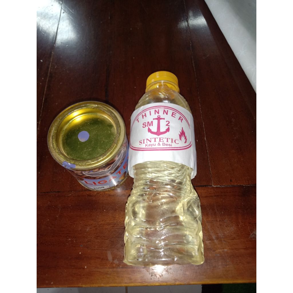 

PRELOVED THINER BOTOL DAN CAT MINYAK UNTUK KAYU & BESI