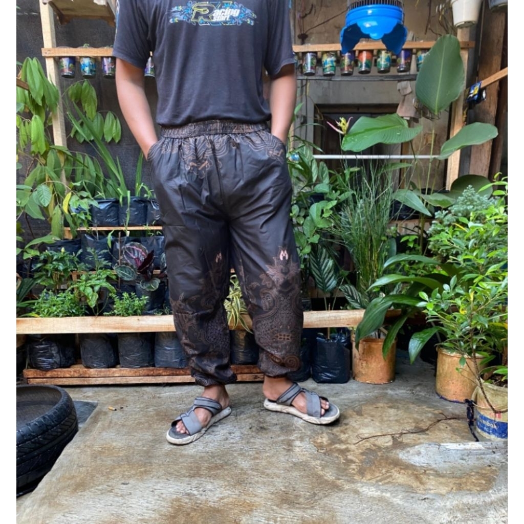 Celana joger batik pria wanita  (FLASH SALE)