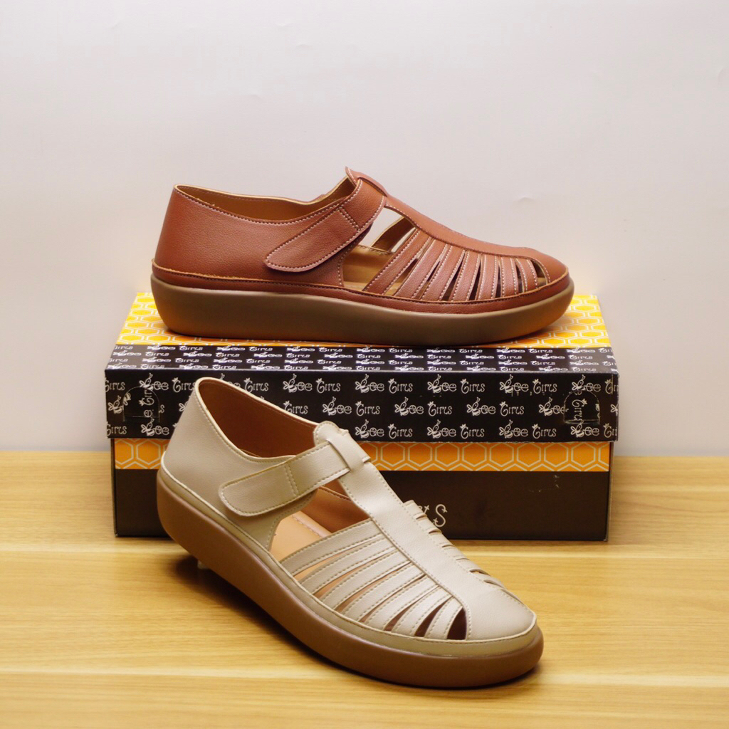BEE GIRLS XCC-2091 Sepatu Pansus Wanita