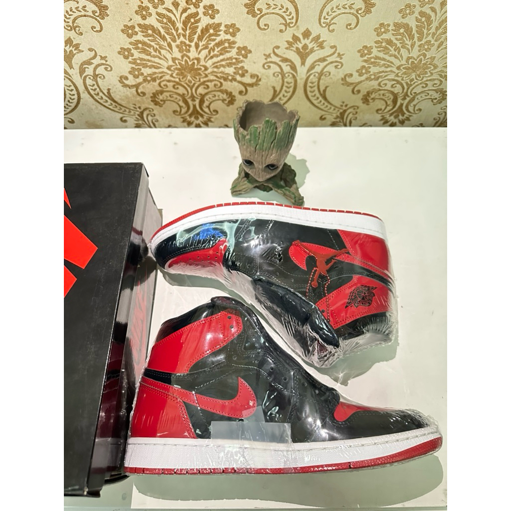 Sepatu Nike Air Jordan 1 Retro High OG Bred Patent