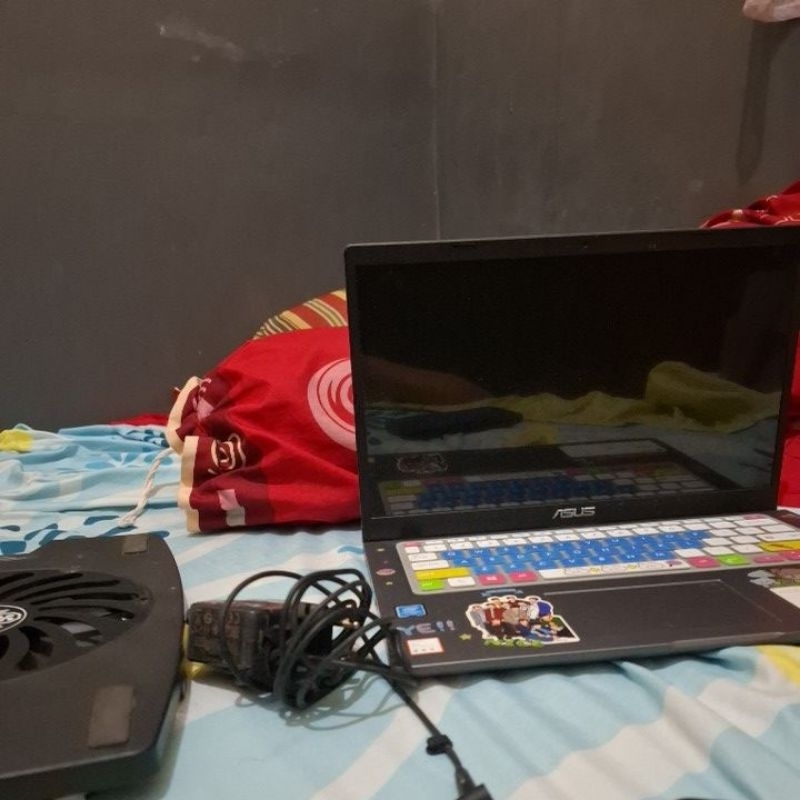 laptop asus vivobook A416MAO preloved second,kondisi masi mulus