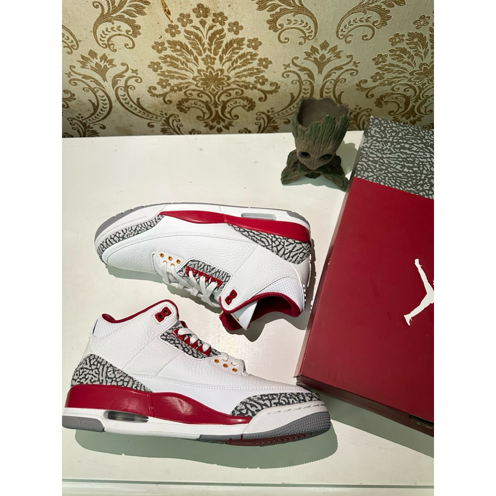 SEPATU NIKE AIR JORDAN 3 RETRO