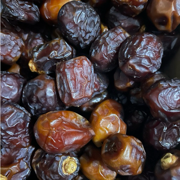 

KURMA LULU 1kg/KURMA PREMIUM [LULUS DUS COKLAT 1kg]