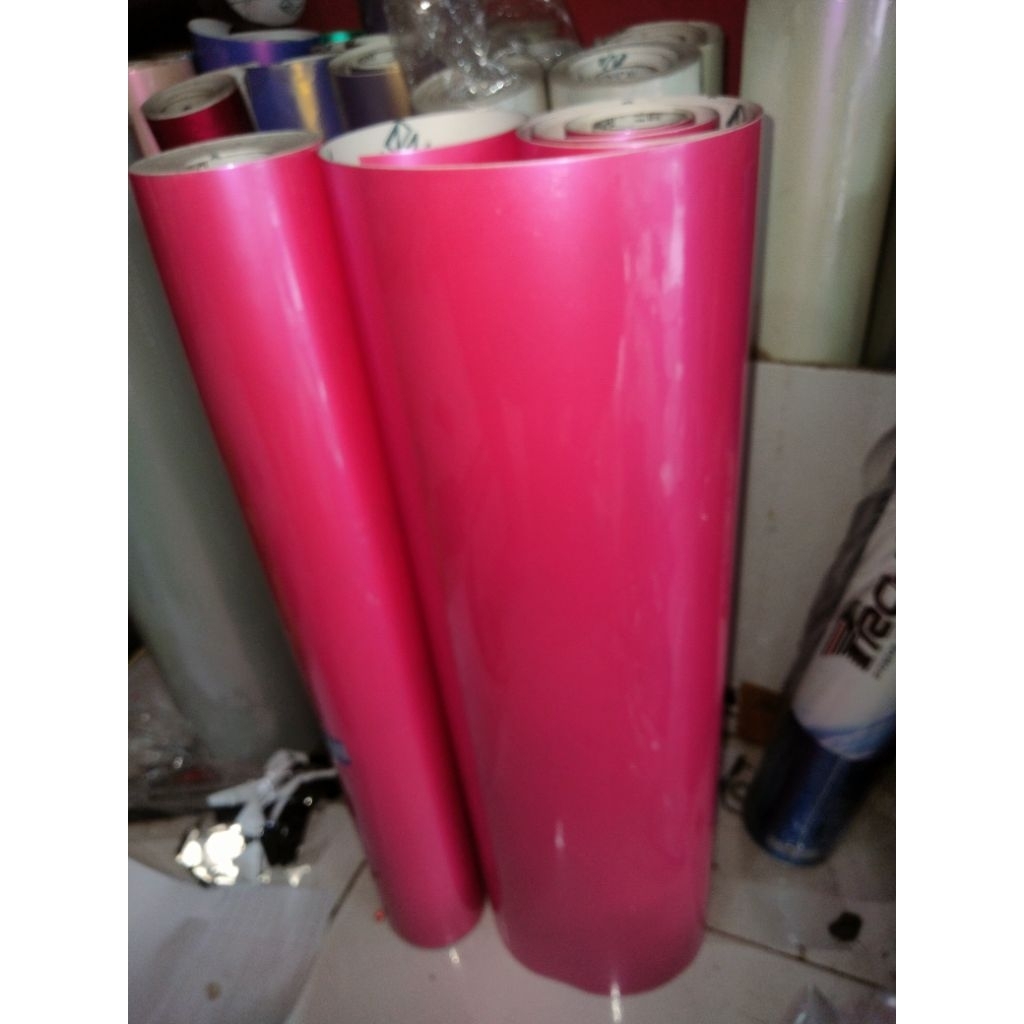 stiker scotlet pink magenta/tua lembayung bunglon