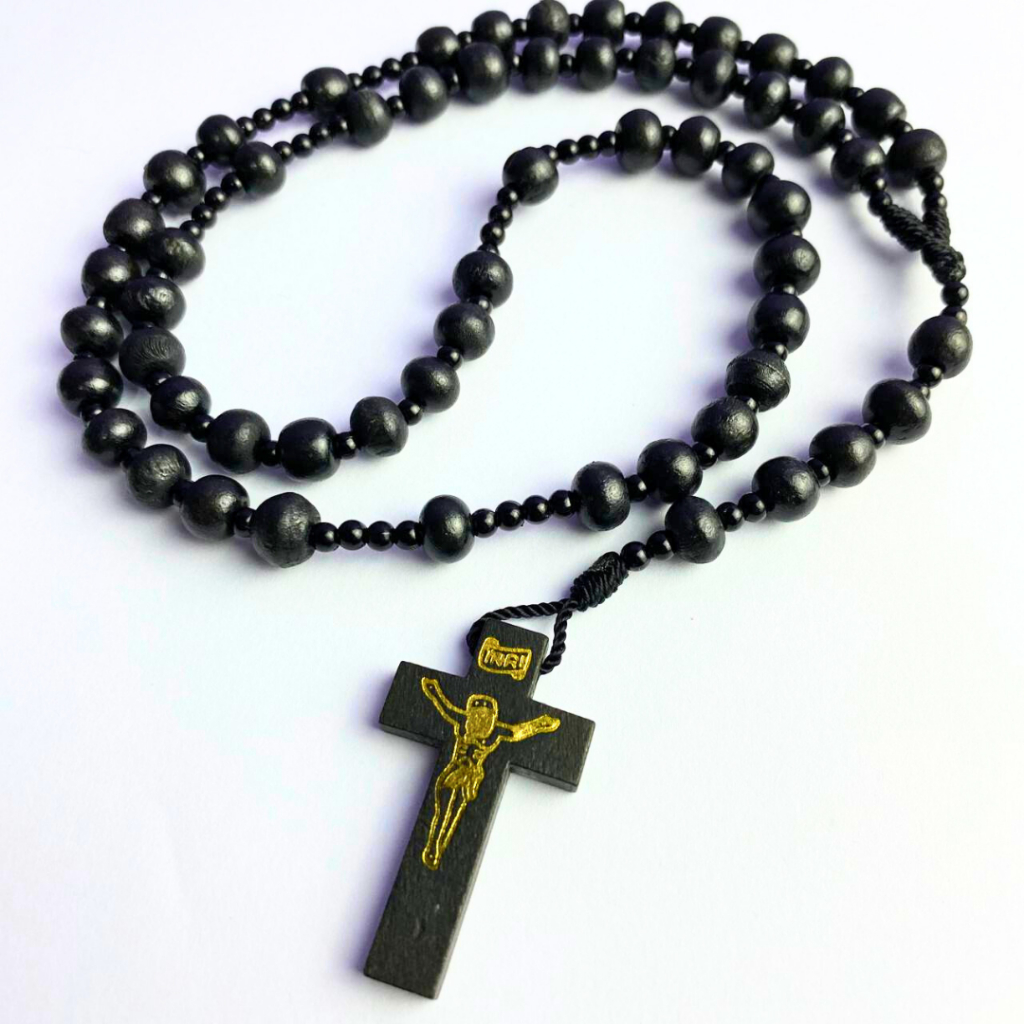 Kalung rosario kayu series hitam - Rosario katolik mote kayu bulat 6mm dan 8mm