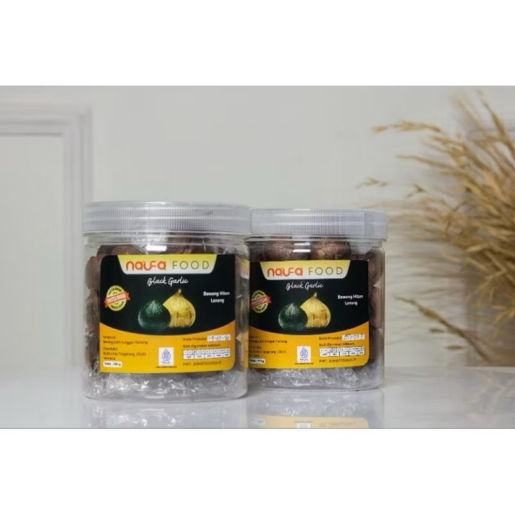 

Bawang Hitam Medium - Naufa Food Black Garlic 250gr Original