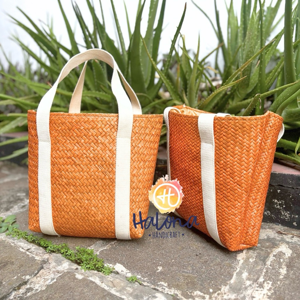Tas Handbag Souvenir Hampers Kerajinan Anyaman Pandan Kepang Lisban Putih