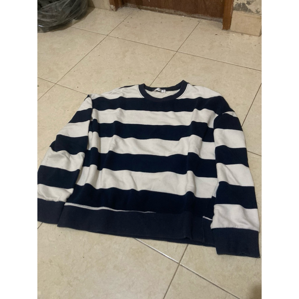 crewneck salur boxy
