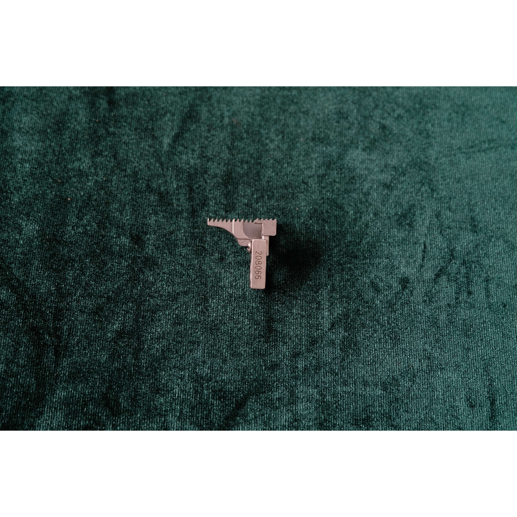 208066 + 208219 Gigi Mesin Jahit Obras Pegasus Benang 5 dan Benang 6