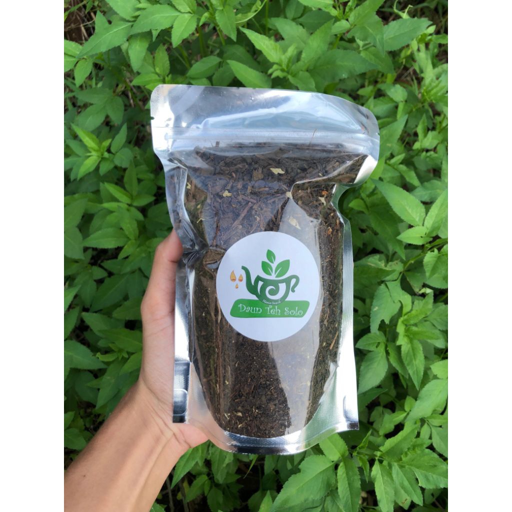 

Racikan Daun Teh S.O.L.O untuk 18liter air sepet,wangi,kental,legit,pekat