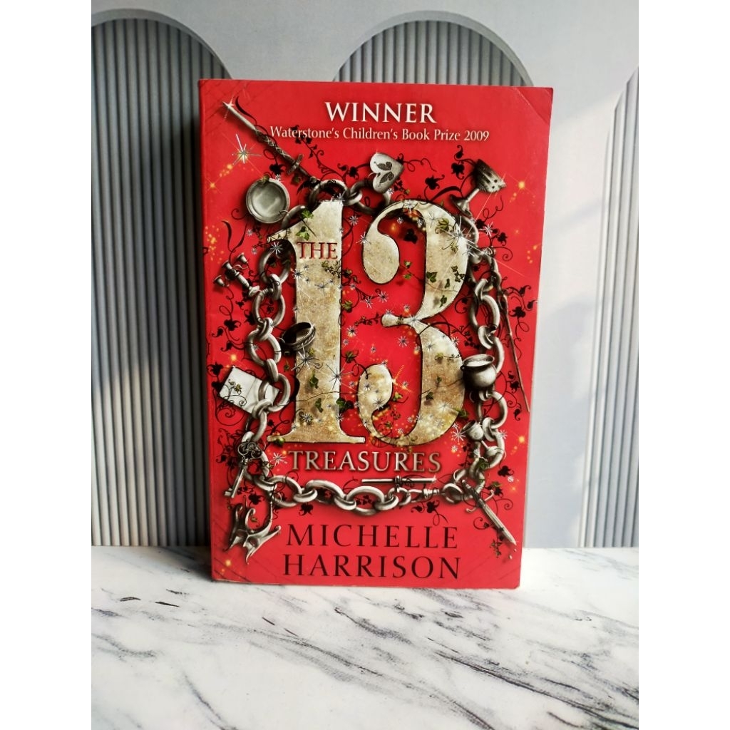 Buku Import The 13 Treasures by Michelle Harrison Second Original