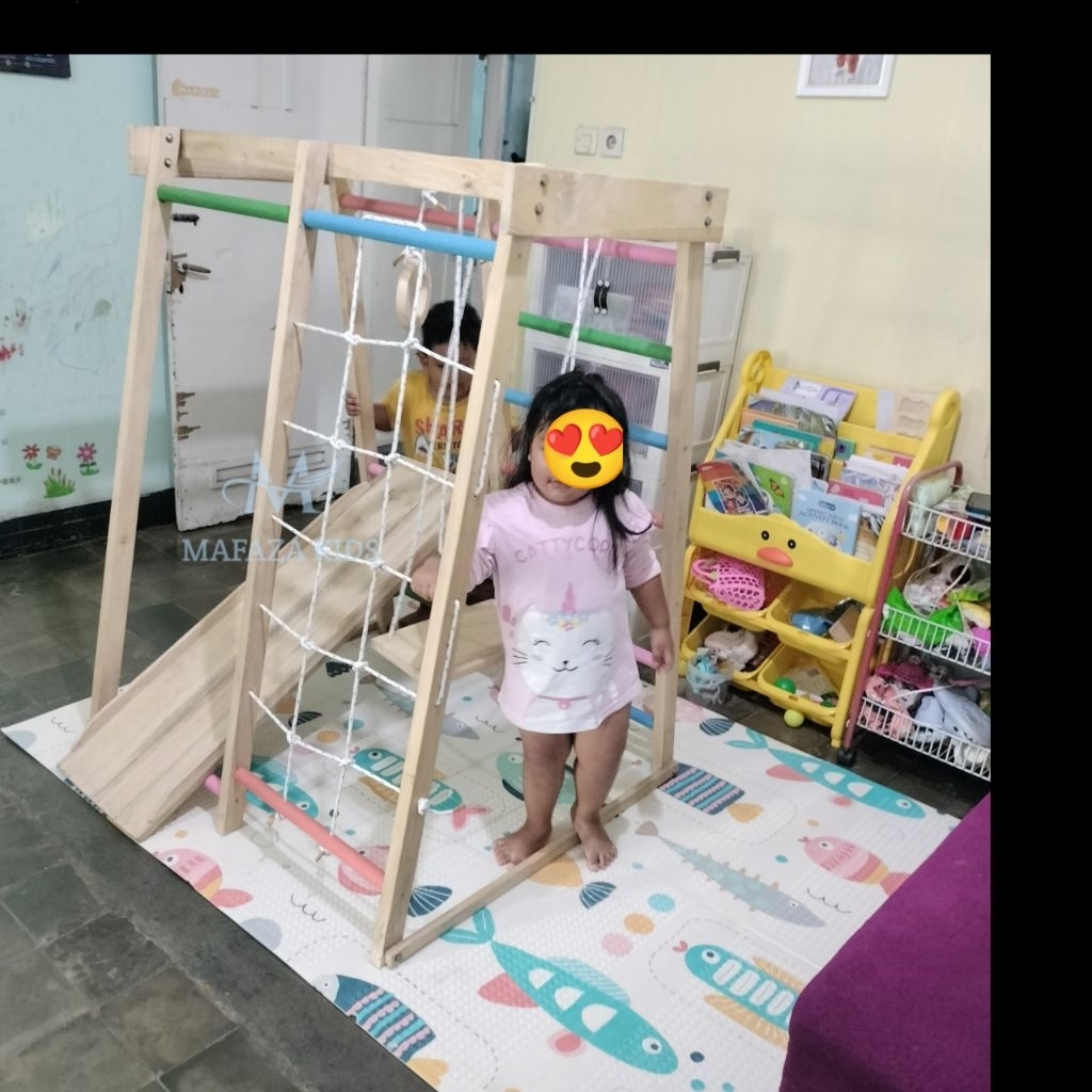 Brakiasi Tangga Anak / Ayunan anak