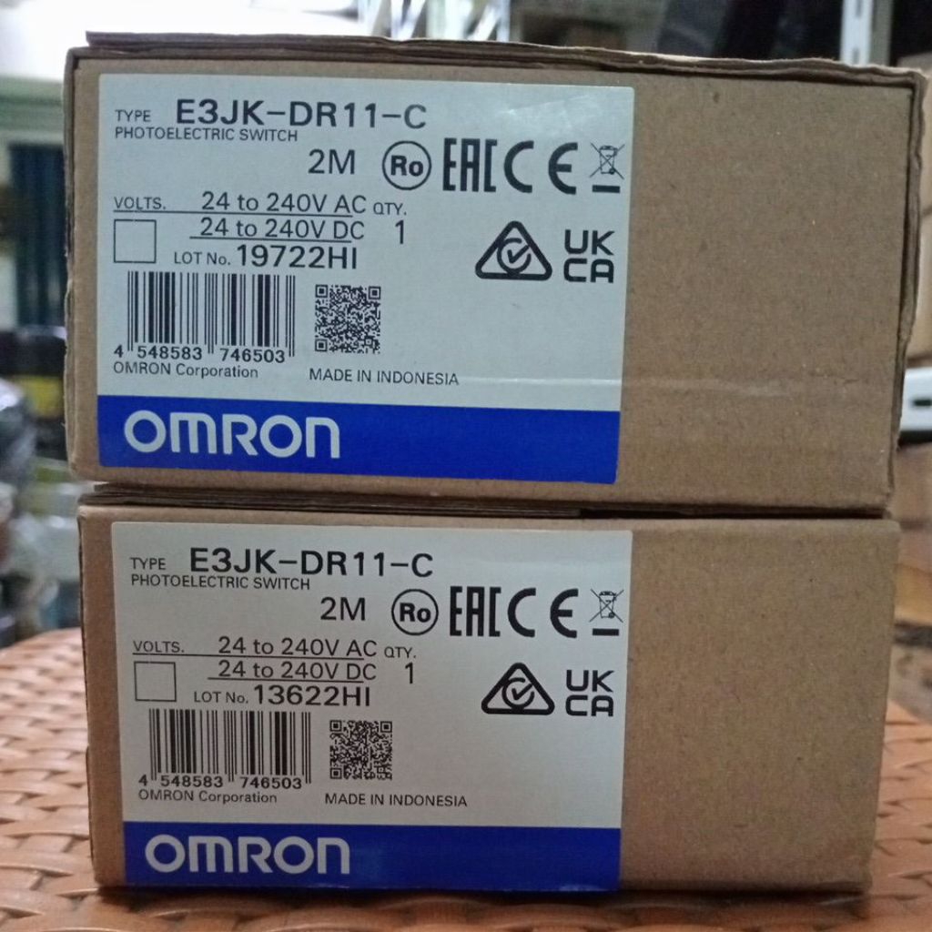 PHOTOELECTRIC SWITCH OMRON E3JK-DR11-C/ E3JK-DR11-C OMRON ORIGINAL